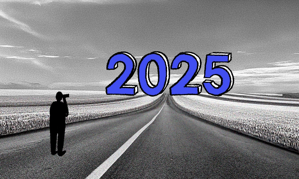 imagen que muestra una carretera con un 2025 en grande como meta para invertir en 2025